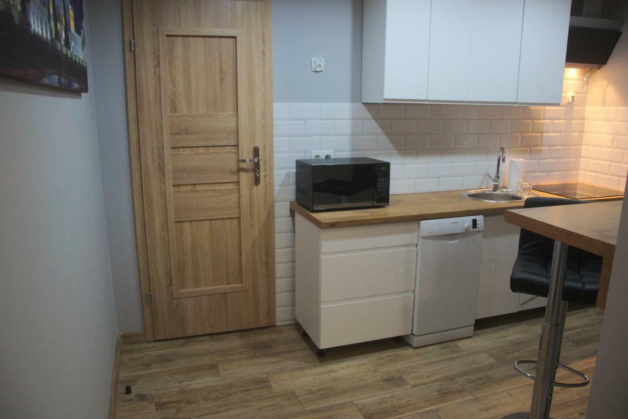 Doba Rent Pokoje Centrum Palacowa Białystok Esterno foto