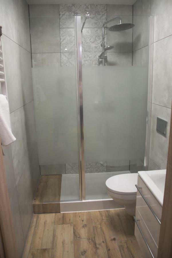 Doba Rent Pokoje Centrum Palacowa Białystok Esterno foto